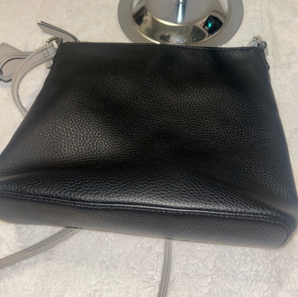 BAG & BOBBLES 9 West Black and White Crossbody Bag & Extras - Picture 6 of 13